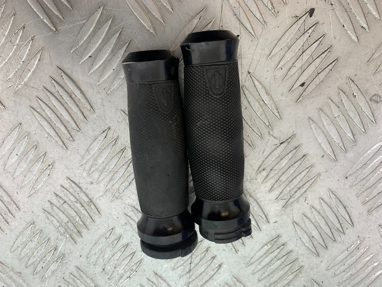 HARLEY DAVIDSON FXS BLACKLINE 1585 TWIST GRIP YEAR 2012 (CMB1147)