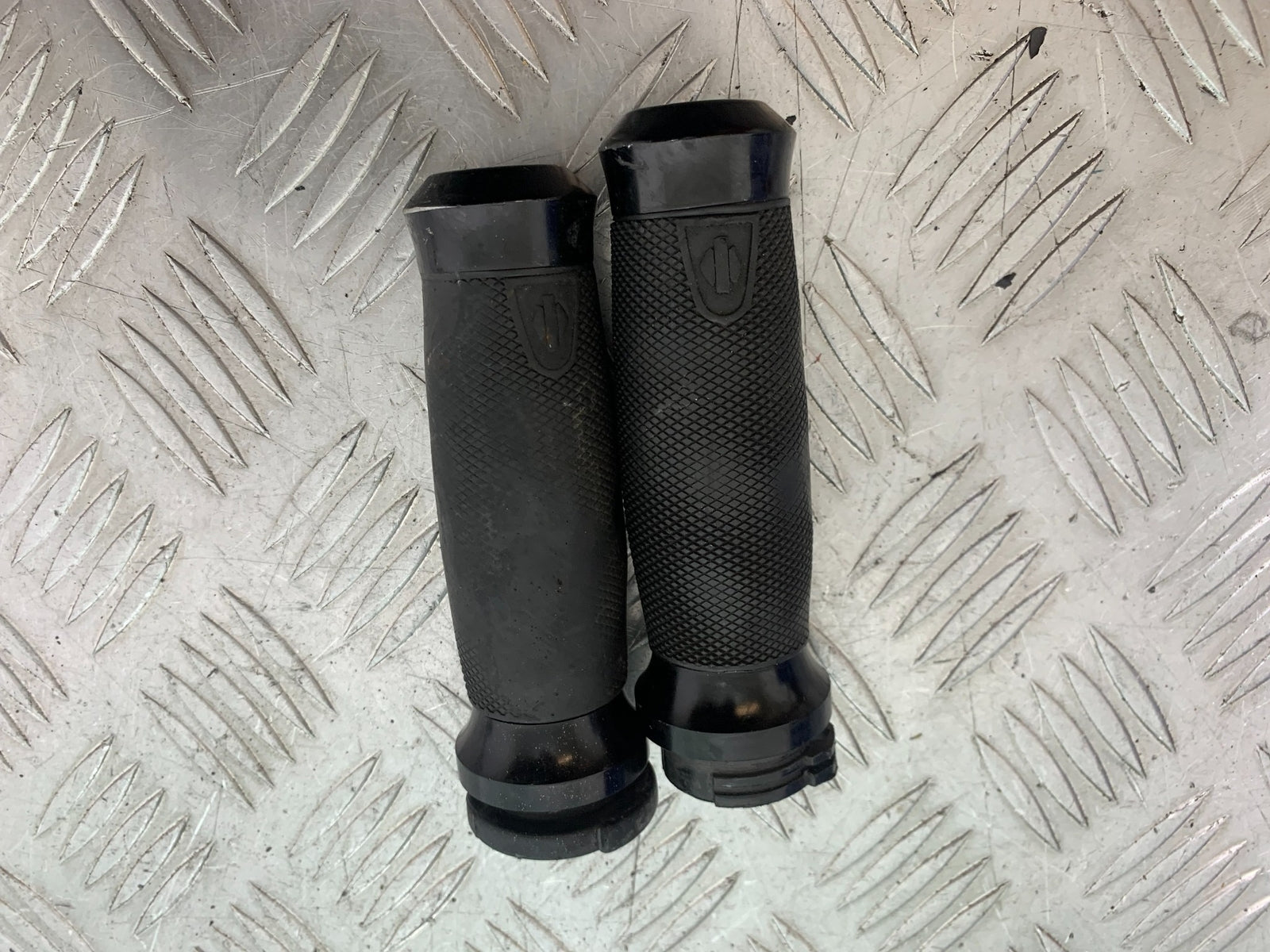 HARLEY DAVIDSON FXS BLACKLINE 1585 TWIST GRIP YEAR 2012 (CMB1147)