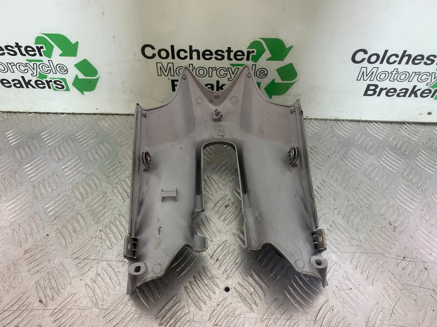 KYMCO CK1 125 TANK INFILL FAIRING PANEL YEAR 2014 - 2016 (CMB1181)