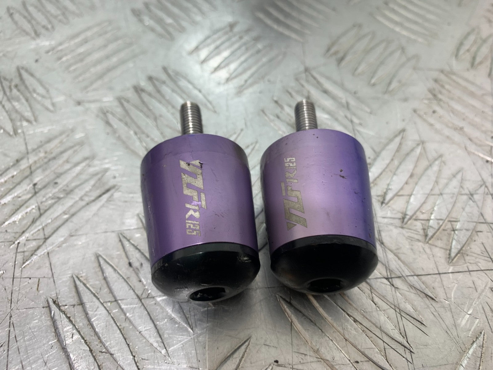 YAMAHA YZF-R125 YZF 125 BAR END WEIGHTS  YEAR 2019-2022 (CMB1263)