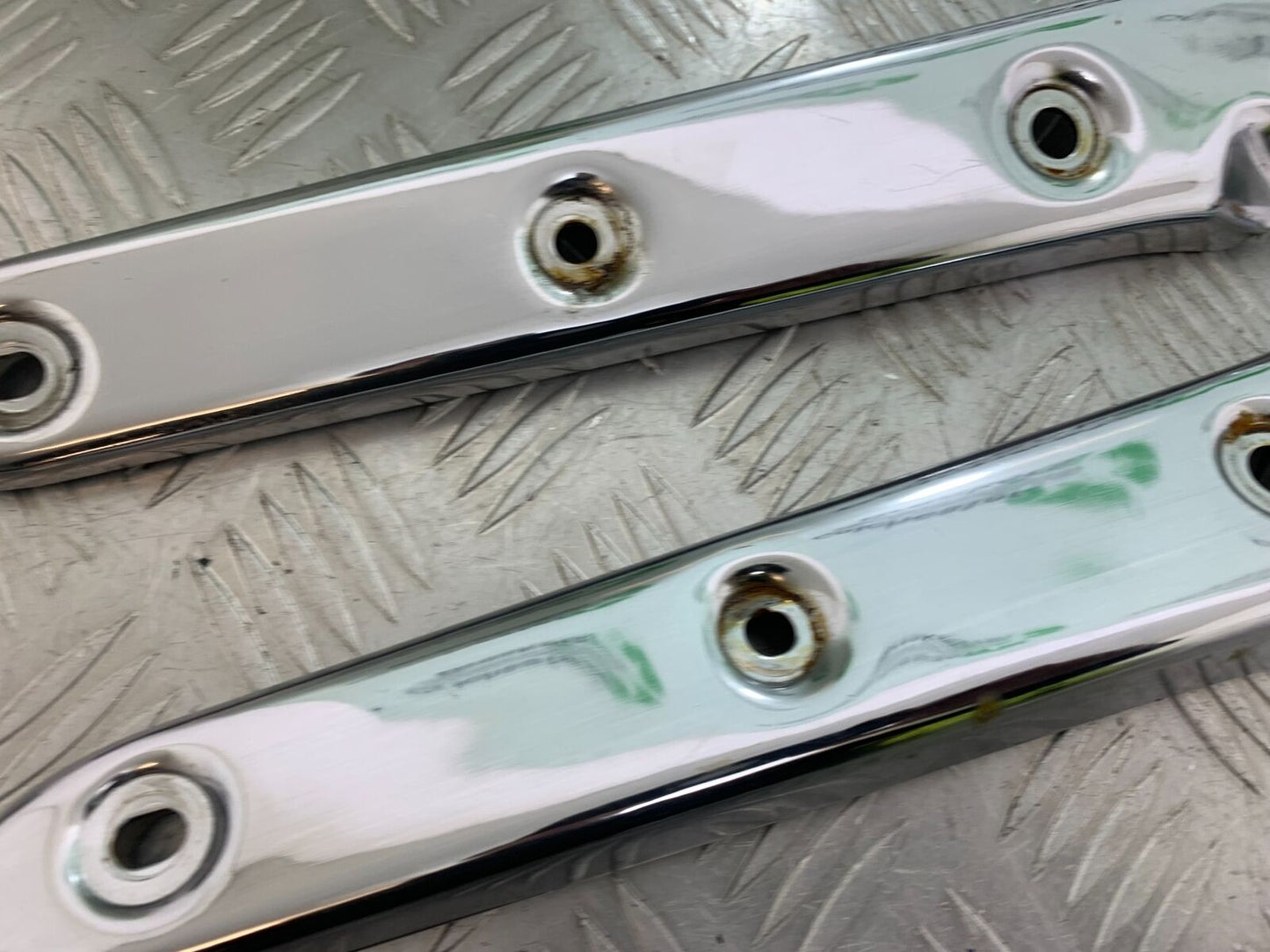 TRIUMPH THUNDERBIRD 1600 REAR CHROME FRAME COVERS  YEAR 2011 (CMB1107)