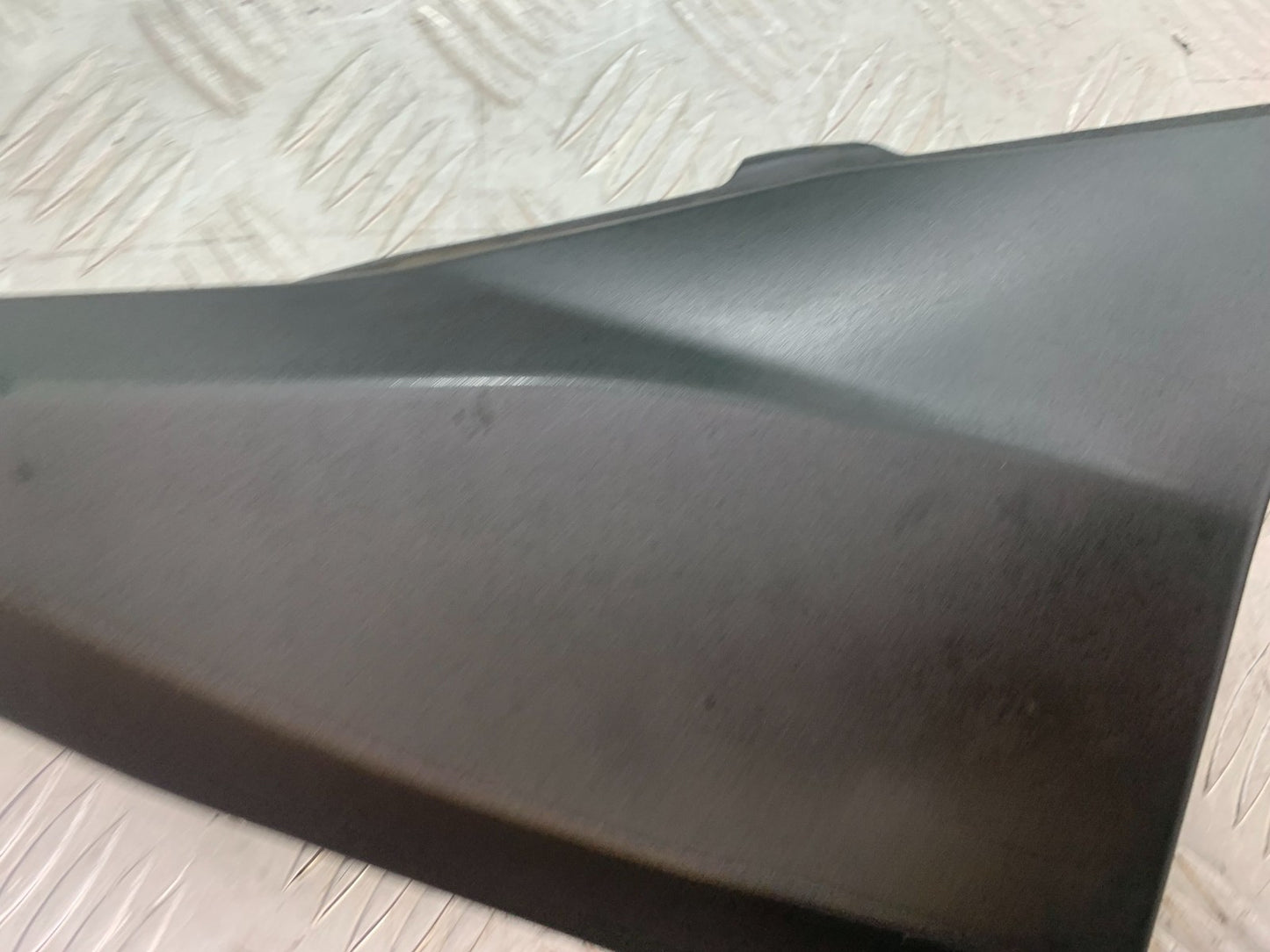 KAWASAKI Z750 Z 750 RIGHT SEAT PANEL  YEAR 2004-2006  (CMB1234)