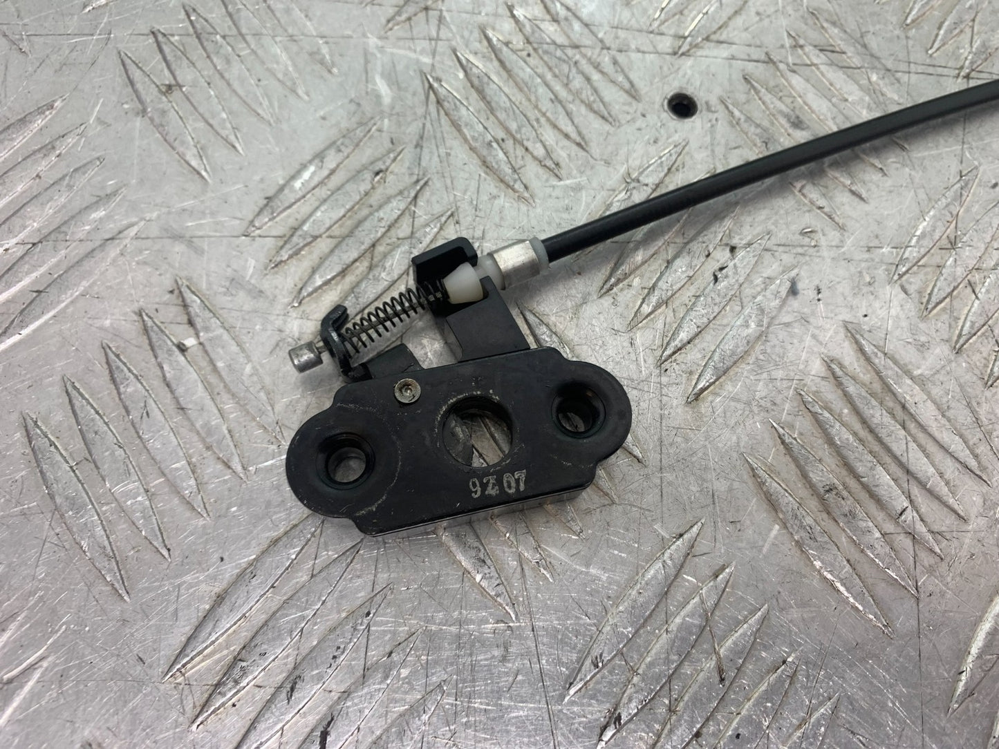 DUCATI 1198 S SEAT CATCH AND BRACKET   YEAR 2009-2011 (CMB1219)