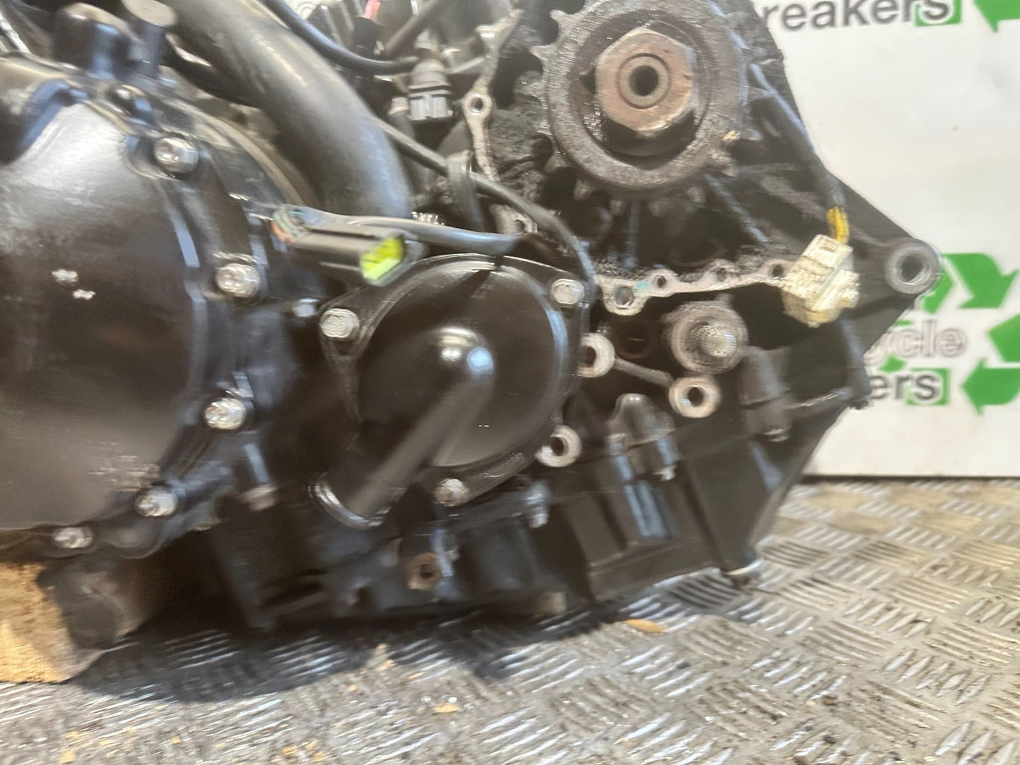 TRIUMPH SPEED TRIPLE R 1050 ENGINE 2007 - 2009 (CMB1183)