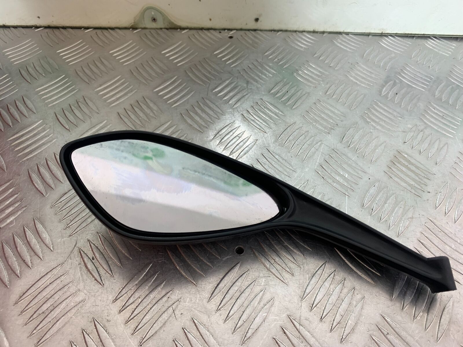 DUCATI STREETFIGHTER 848  LEFT MIRROR YEAR 2011-2016 (CMB1050)