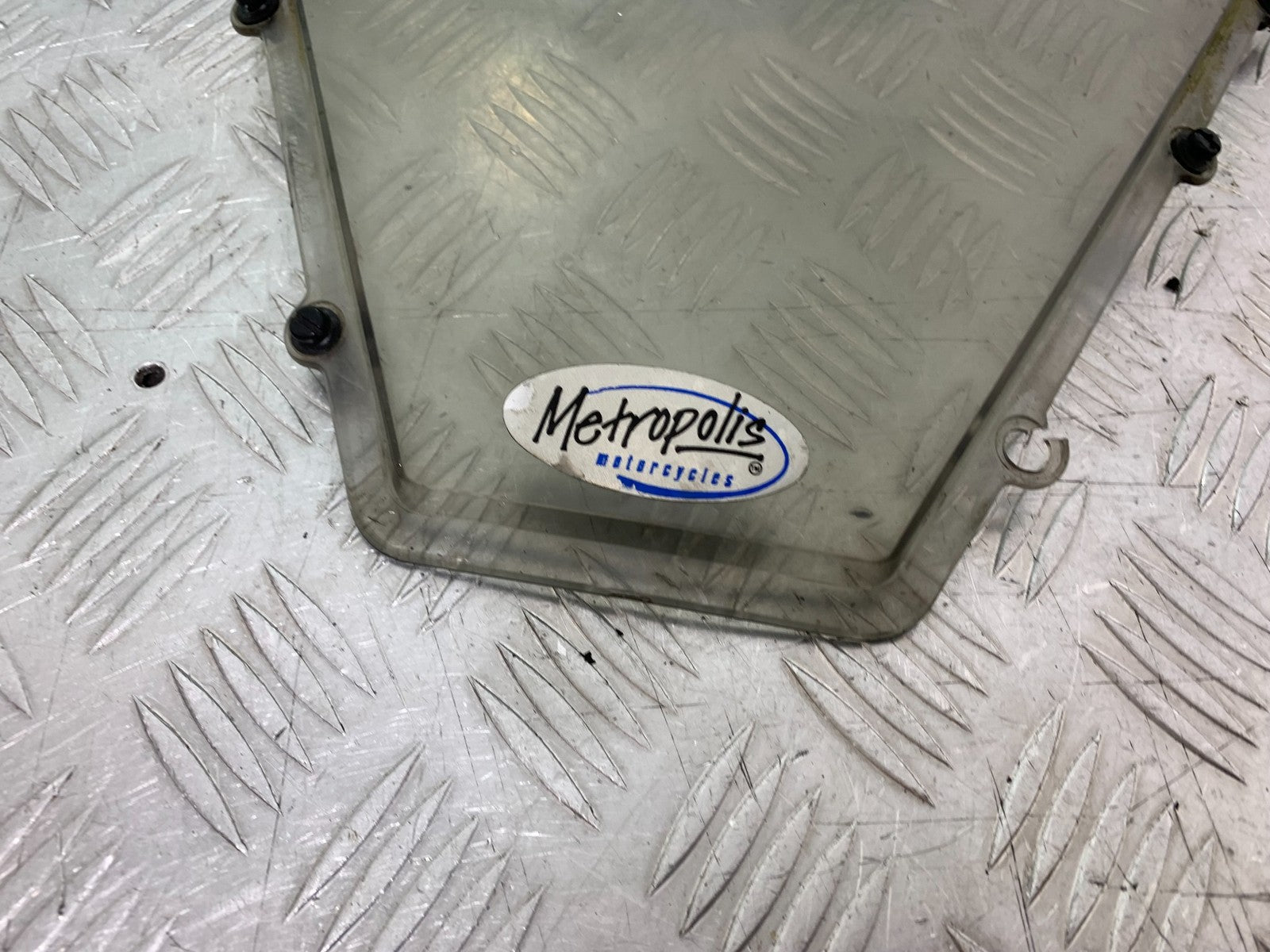 TRIUMPH 955i DAYTONA SCREEN  YEAR 2002-2006 (CMB1229)