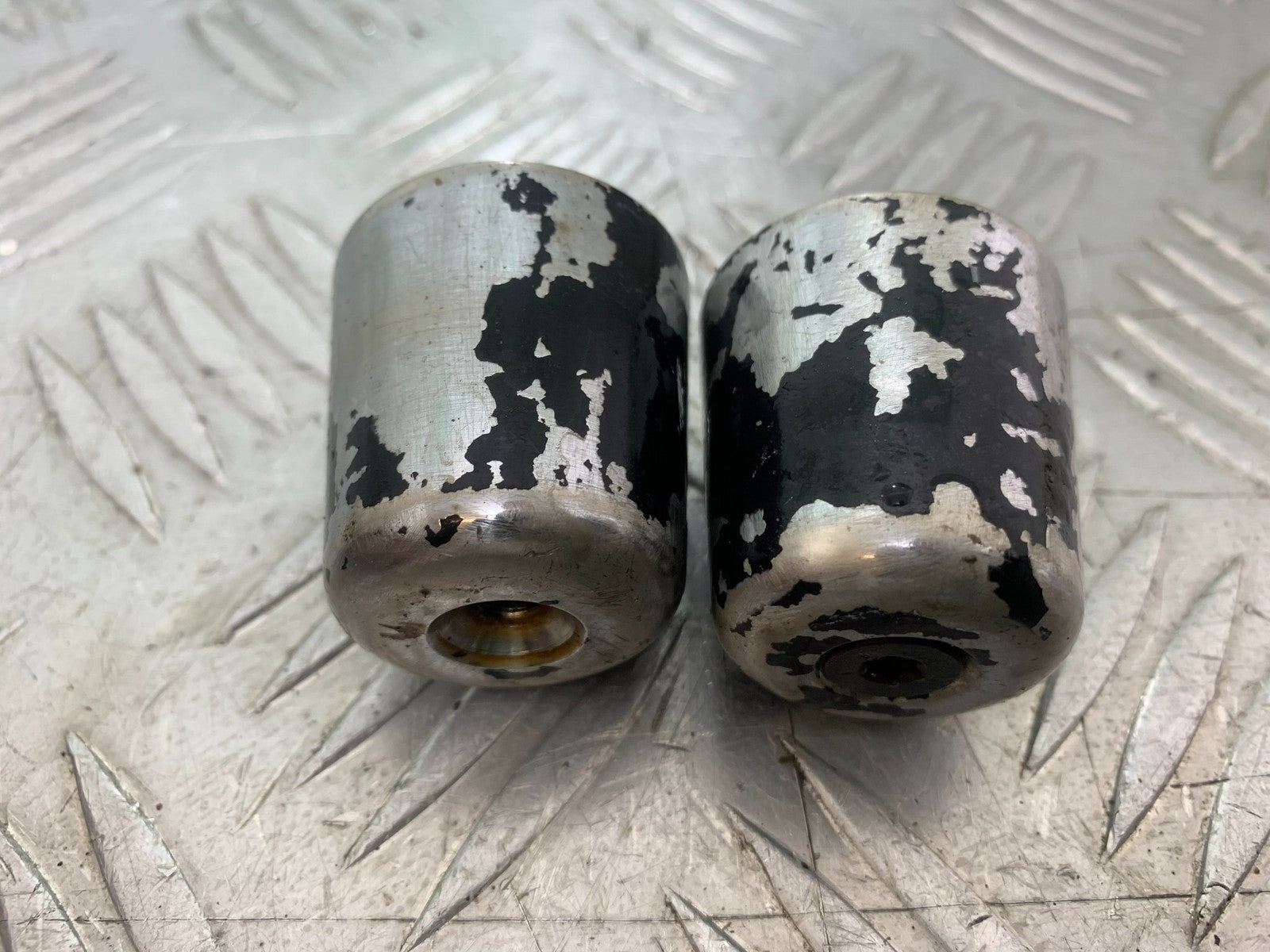 PIAGGIO VESPA GTS 125 BAR END WEIGHTS   YEAR 2009-2014  (CMB1261)