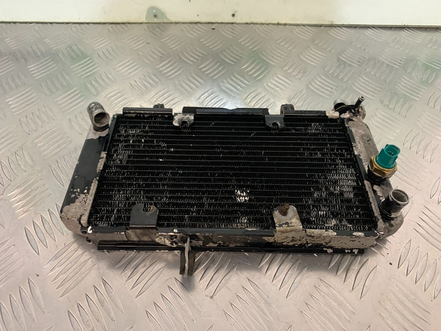 KAWASAKI NINJA 250 SL RADIATOR  YEAR 2015-2017 (STOCK 983)