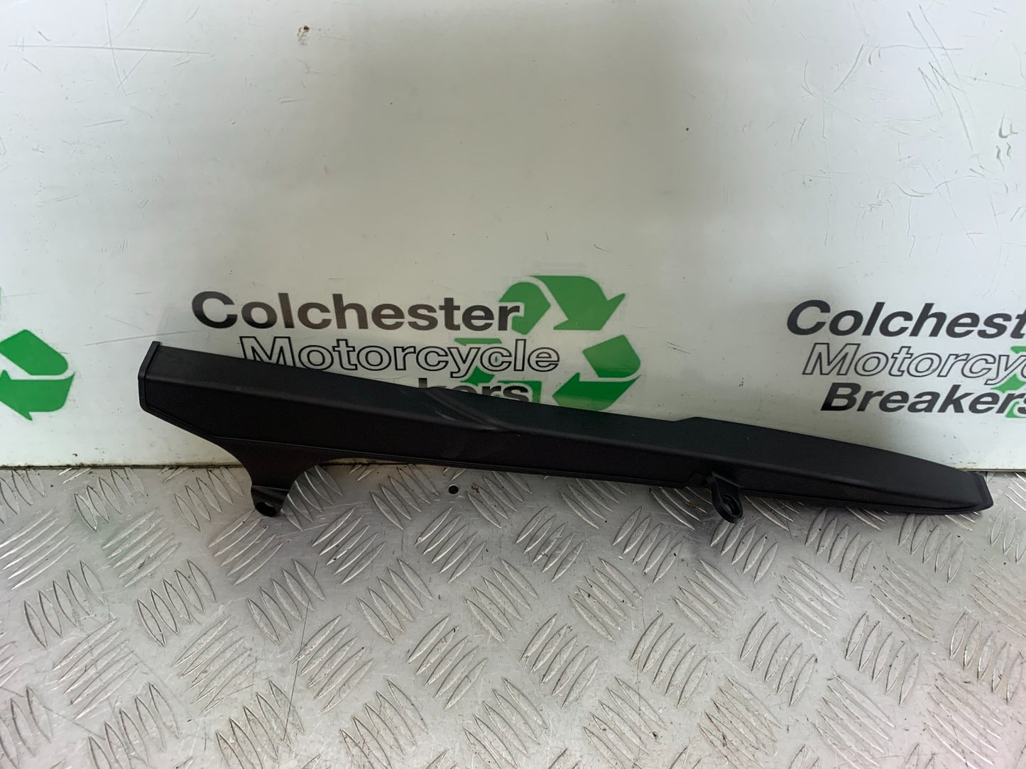 HONDA CBR1000 rr FIREBLADE CHAIN GUARD  2012-2016 (CMB1280)