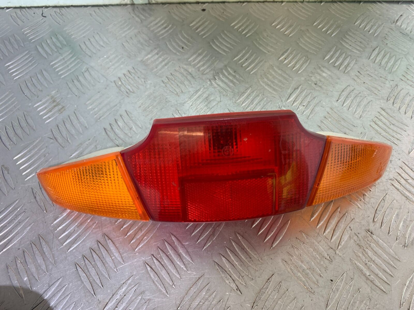 BMW R1100 RT R 1100 RT REAR LIGHT  YEAR 1996-2001 (CMB1095)