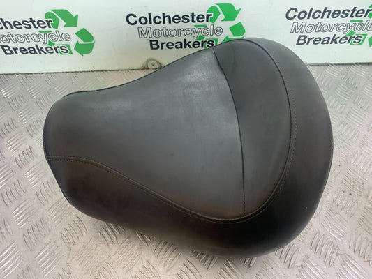KAWASAKI VN1500 CLASSIC FRONT SEAT   YEAR 1999 -2006 (CMB1166)