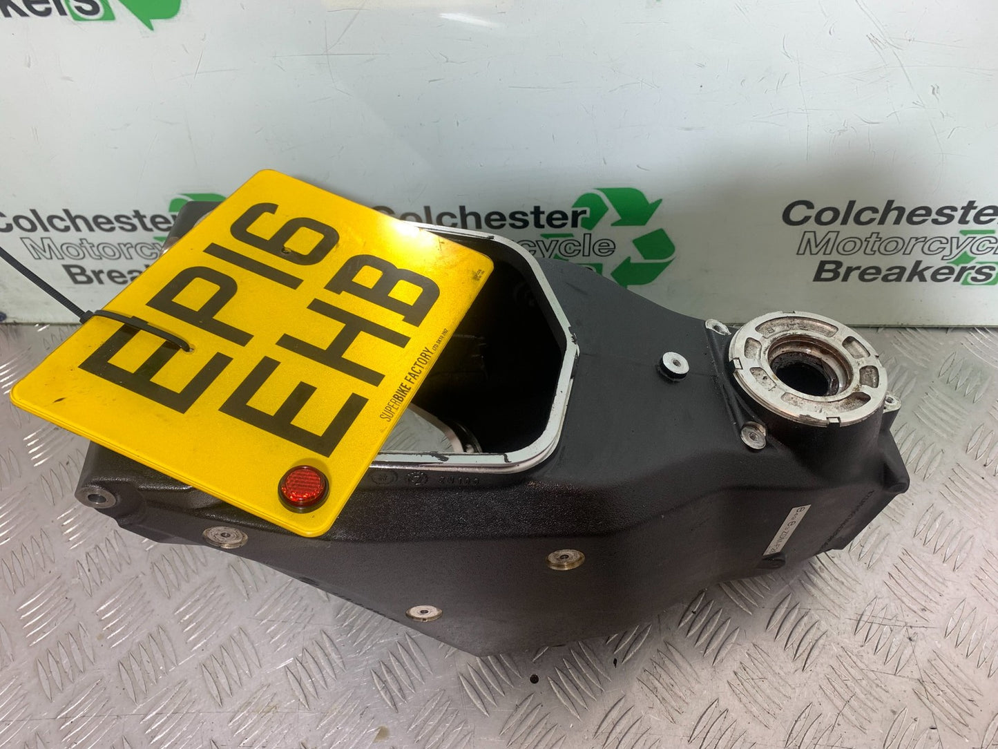 DUCATI 1299 PANIGALE FRAME REG LOG BOOK YEAR 2016 (CMB 1187)