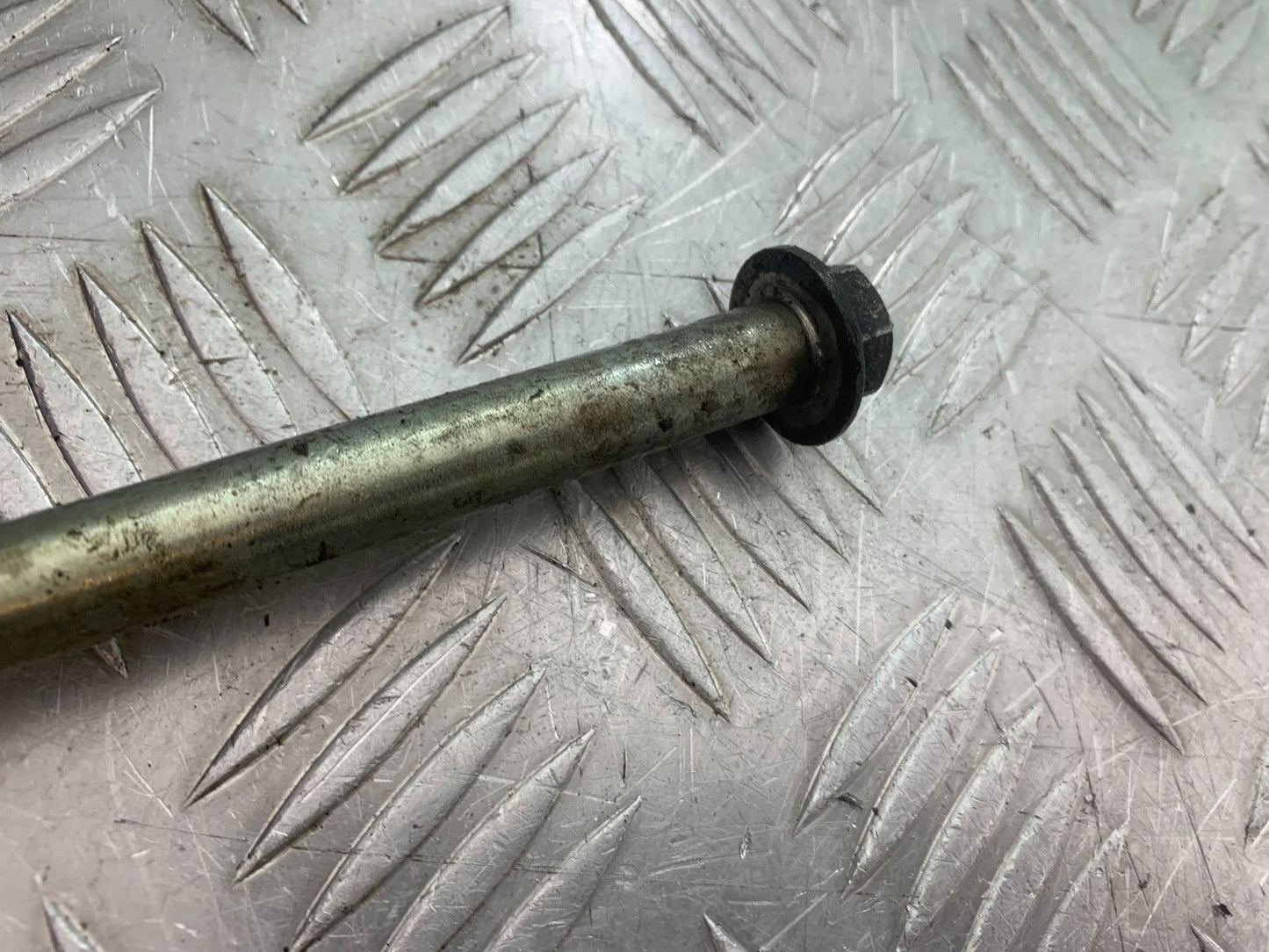 BENELLI BN125 BN 125 SWINGARM SPINDLE  YEAR 2018-2021 (CMB1245)