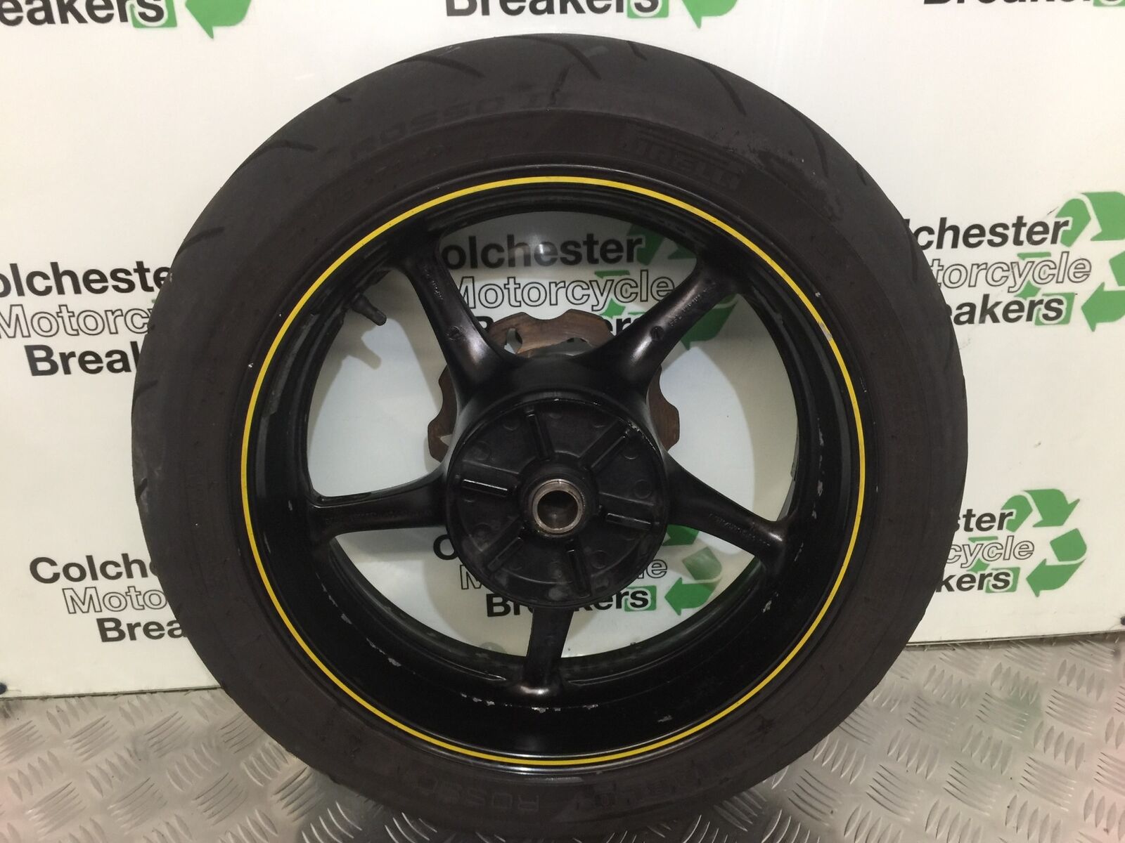 YAMAHA R6 REAR WHEEL  YEAR 2004-2005 (STOCK 931)