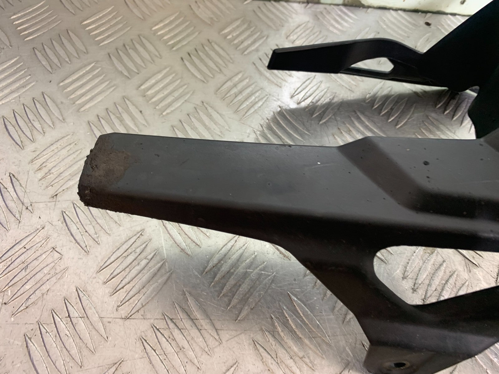 BENELLI BN125 BN 125 REAR HUGGER  YEAR 2018-2021 (CMB1245)