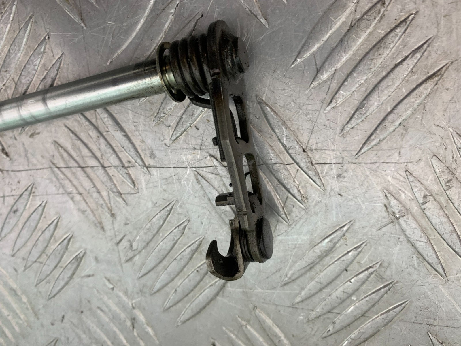 YAMAHA YZF-R125 YZF 125 GEAR SHAFT  YEAR 2019-2022 (CMB1263)