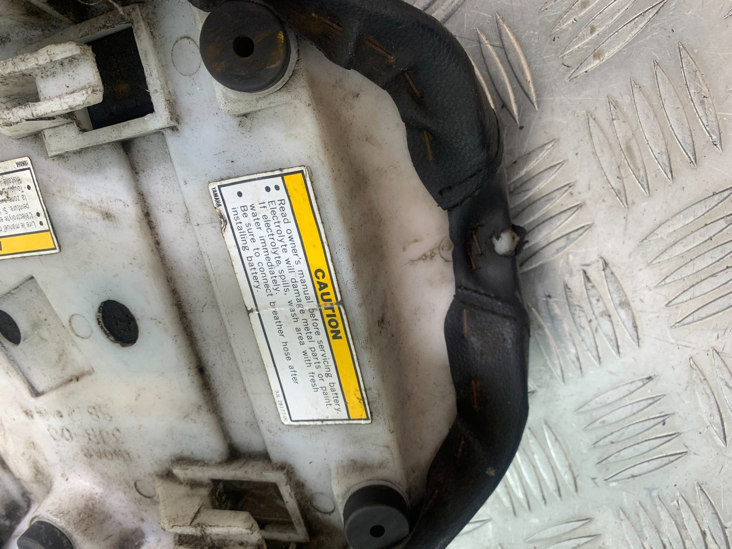 YAMAHA XV535 XV 535 VIRAGO FRONT SEAT YEAR 1994-02 (CMB1162)