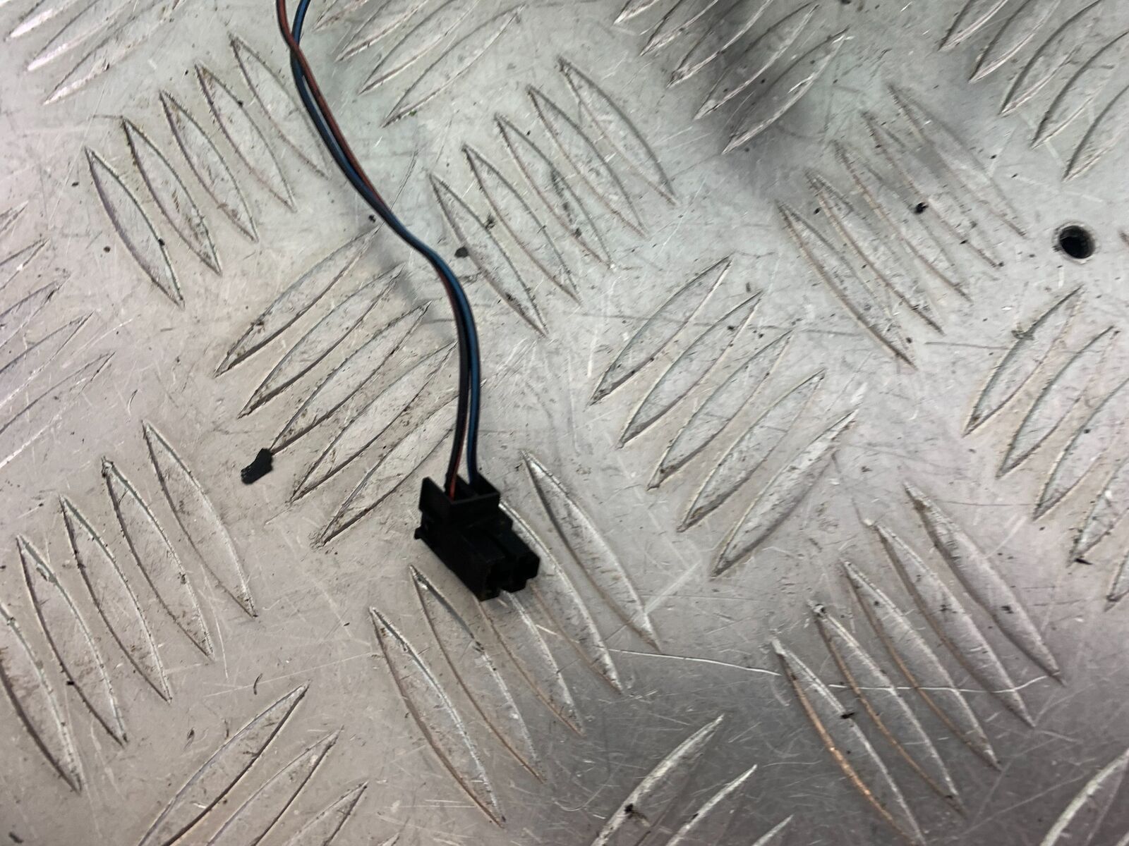 SUZUKI DL 650 V-STROM RIGHT SWITCH GEAR  YEAR 2020 (CMB1117)