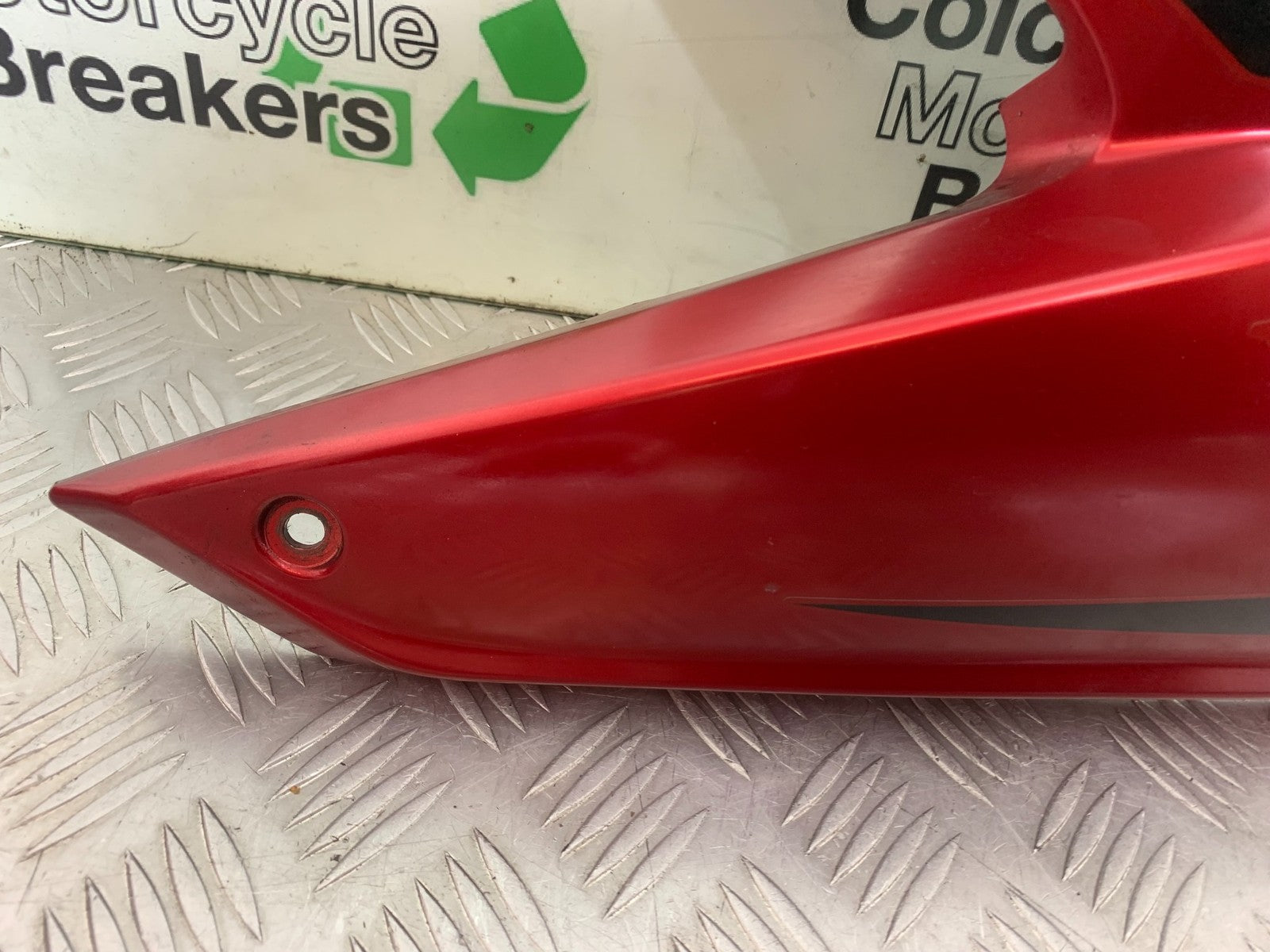 HONDA CBF125 CBF 125 RIGHT FAIRING PANEL YEAR 2009-14 (CMB1182)