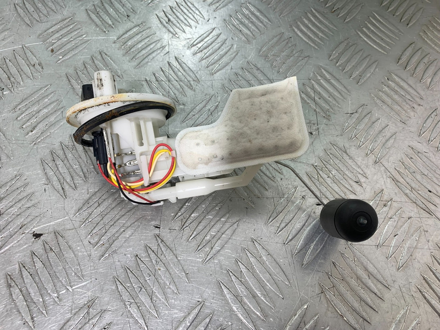 YAMAHA YZF-R125 YZF 125 PETROL PUMP  YEAR 2019-2022 (CMB1263)