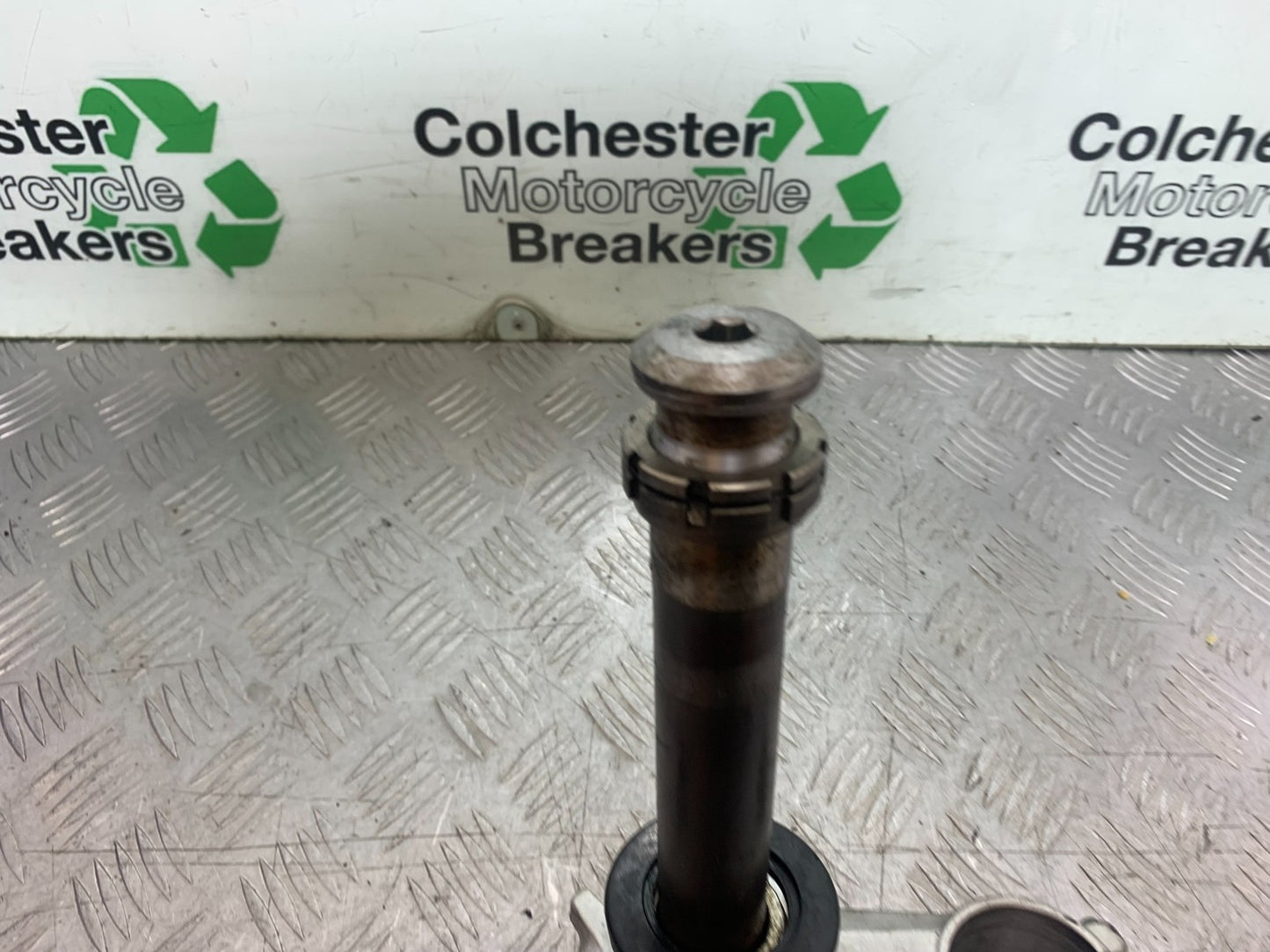 KAWASAKI ZX10R ZX10 R BOTTOM YOKE    2008-2010 (CMB1206)