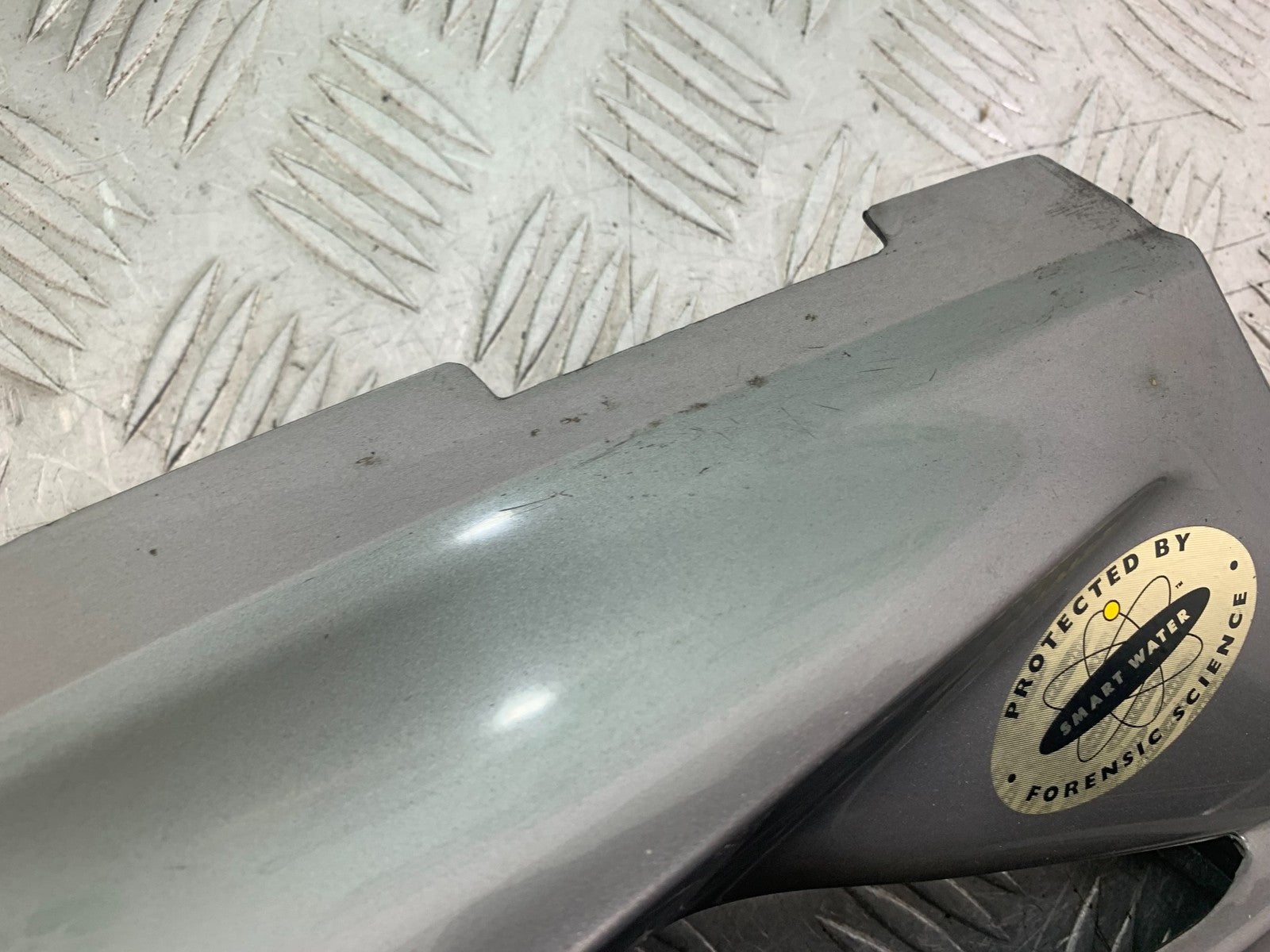HONDA XL125 VARADERO RIGHT SEAT PANEL  YEAR 2001-2006  (CMB1210)