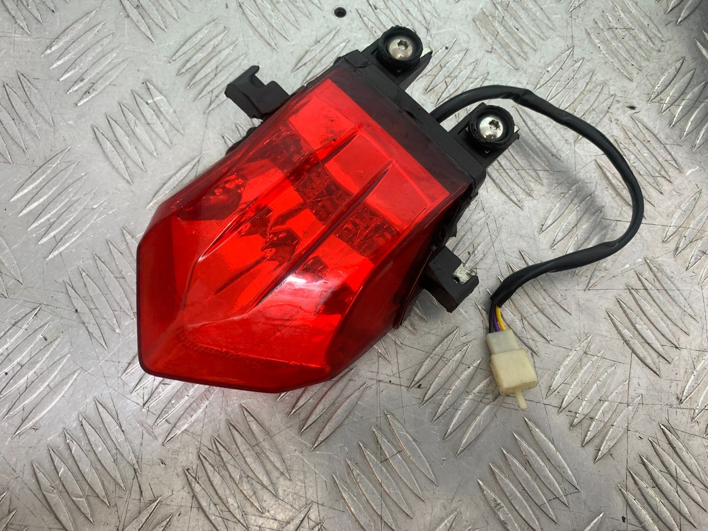 BENELLI BN125 BN 125 REAR LIGHT YEAR 2018-2021 (CMB1194)