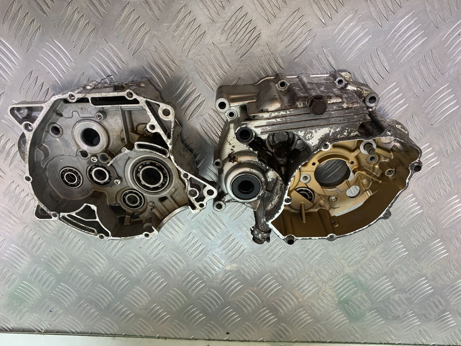 YAMAHA XT125X XT125 X CRANK CASING  YEAR 2008 (STOCK 857)