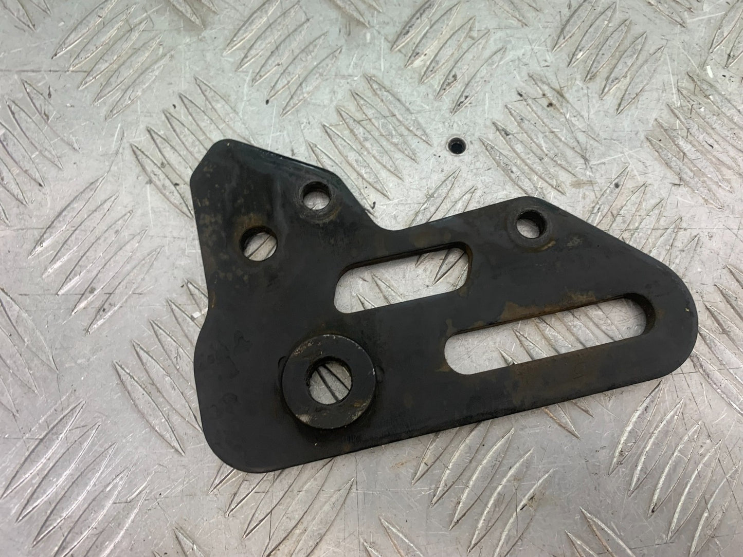 BENELLI BN125 BN 125 REAR CALIPER BRACKET  YEAR 2018-2021 (CMB1194)