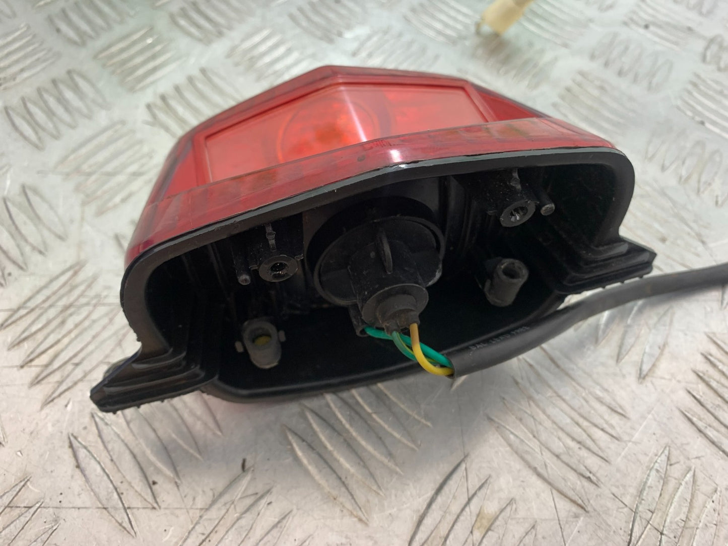 HONDA CBF125 CBF 125 REAR LIGHT YEAR 2009-14 (CMB1182)