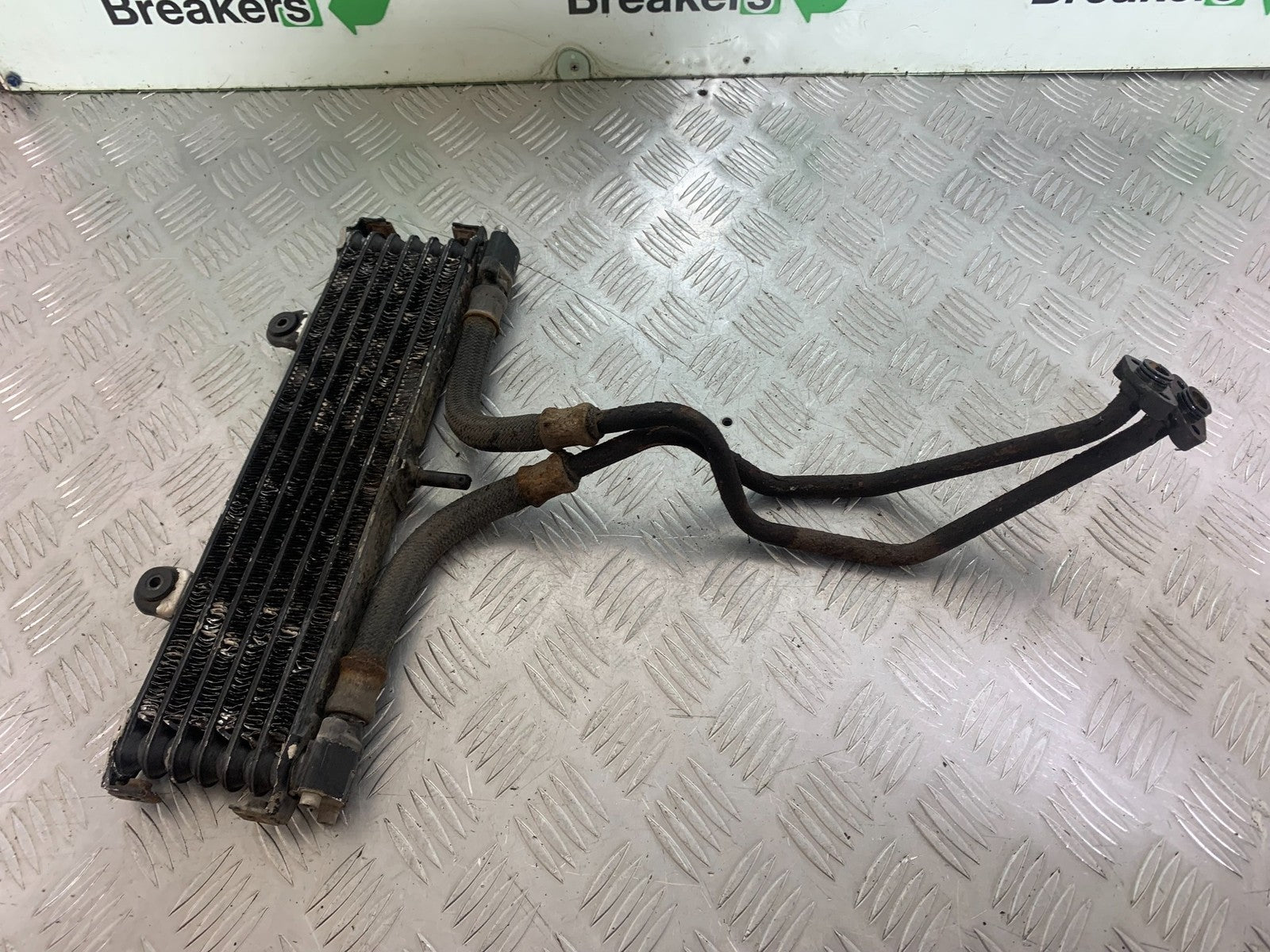 YAMAHA XJR1300 XJR 1300 OIL COOLER AND LINES YEAR 1999-2003 (CMB1119)