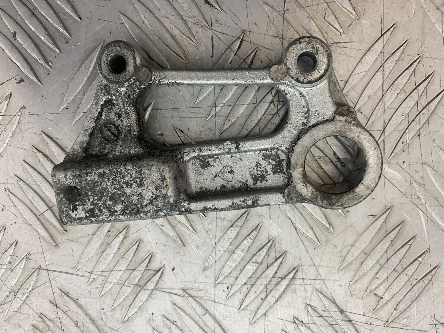 KAWASAKI ZX9R ZX9 E1 REAR CALIPER BRACKET  YEAR 2000-01 (CMB1171)