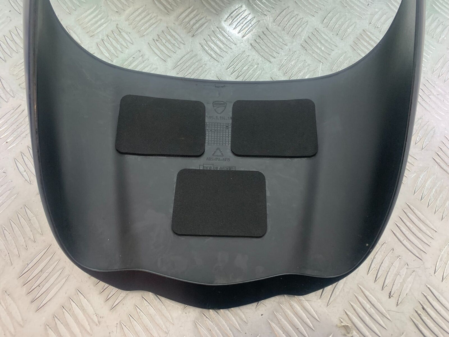 DUCATI DIAVEL 1200 SEAT COWL  YEAR 2014-17 (CMB1054)