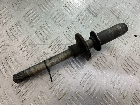 SUZUKI GSF1200 GSF 1200 BANDIT FRONT WHEEL SPINDLE  YEAR 2001-2004 (CMB1188)