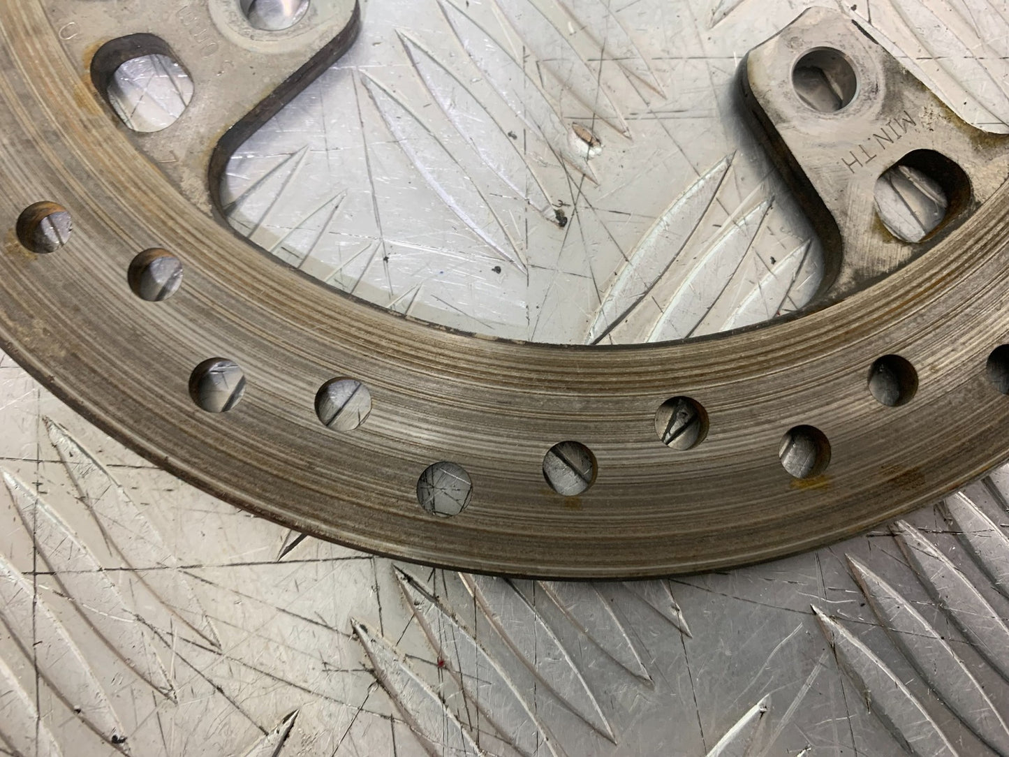 TRIUMPH TRIDENT 660 REAR BRAKE DISC  YEAR 2021-2024 (CMB1295)