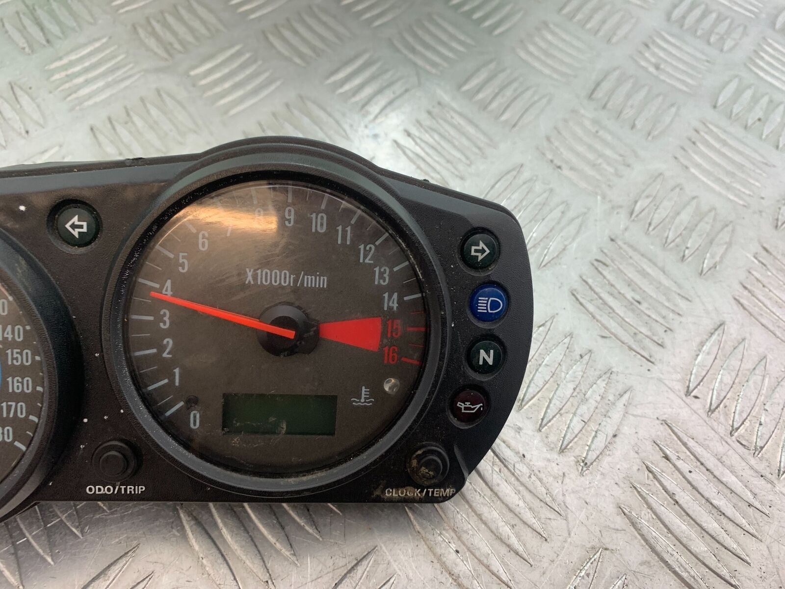 KAWASAKI ZX6R ZX636 CLOCKS SPEEDO DASH   YEAR 2002  (CMB1100)