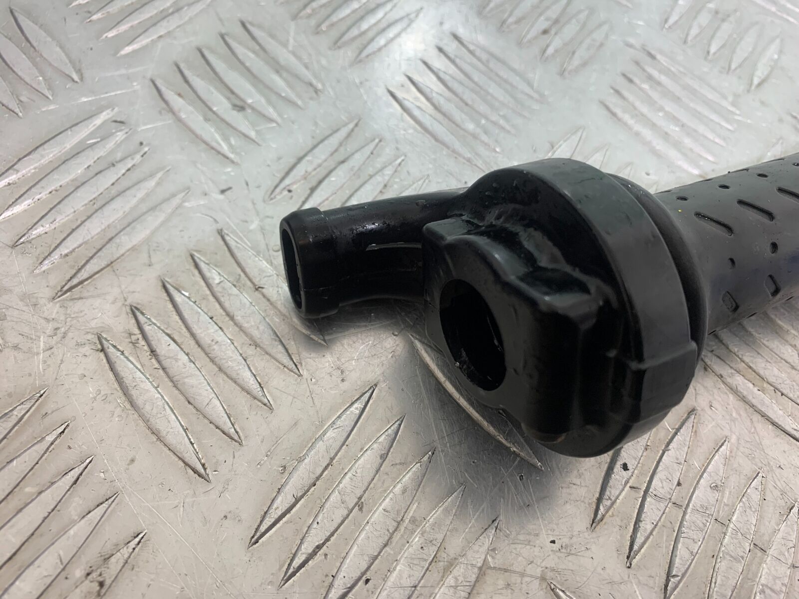 TRIUMPH TIGER 800 THROTTLE HOUSING    YEAR 2011-2014 (CMB1113)