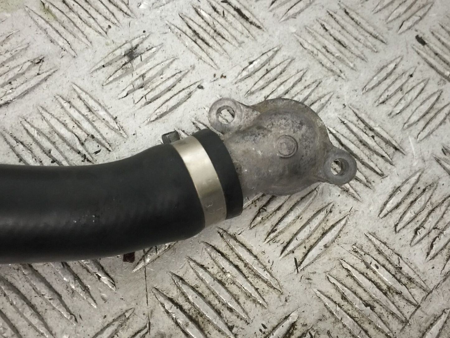 HONDA CBR600 CBR 600 RR WATER PIPE   YEAR 2009-2012 (STOCK 804)