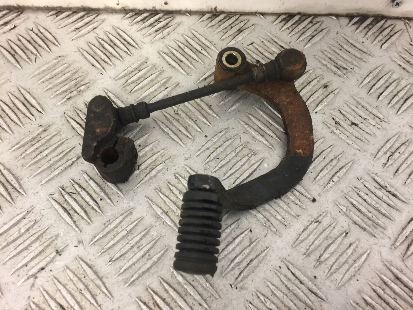 HONDA ST1100 ST 1100 PAN EUROPEAN GEAR LEVER  YEAR 1997 (STOCK NO 413)