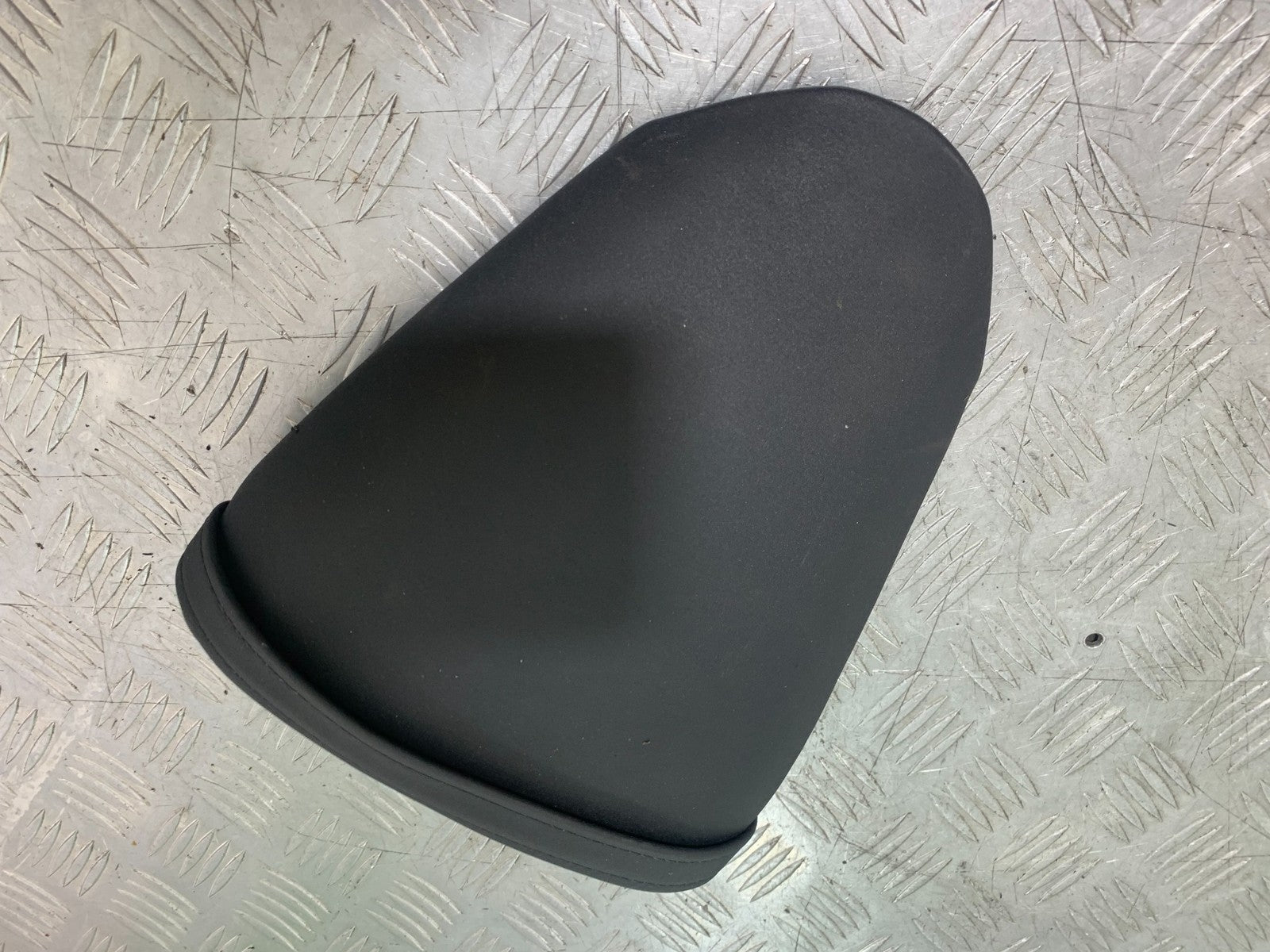 KAWASAKI ZX10R ZX10 R REAR SEAT  2008-2010 (CMB1206)