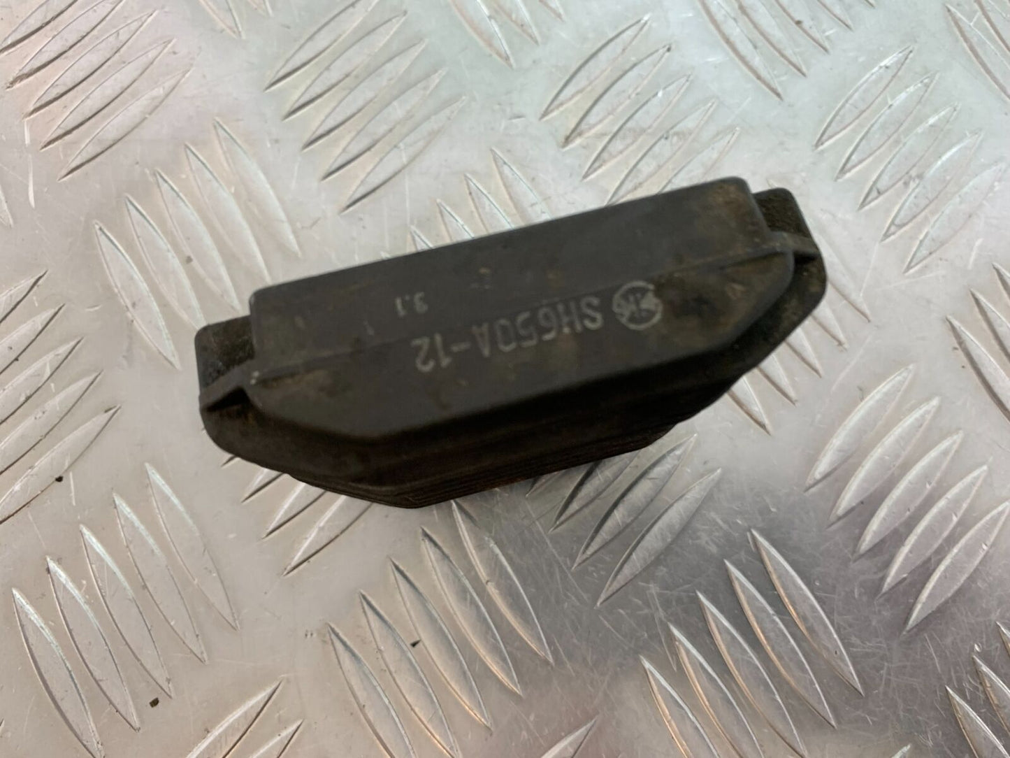 KAWASAKI ZR 750 ZEPHYR REGULATOR  YEAR 1991-95 (CMB1008)