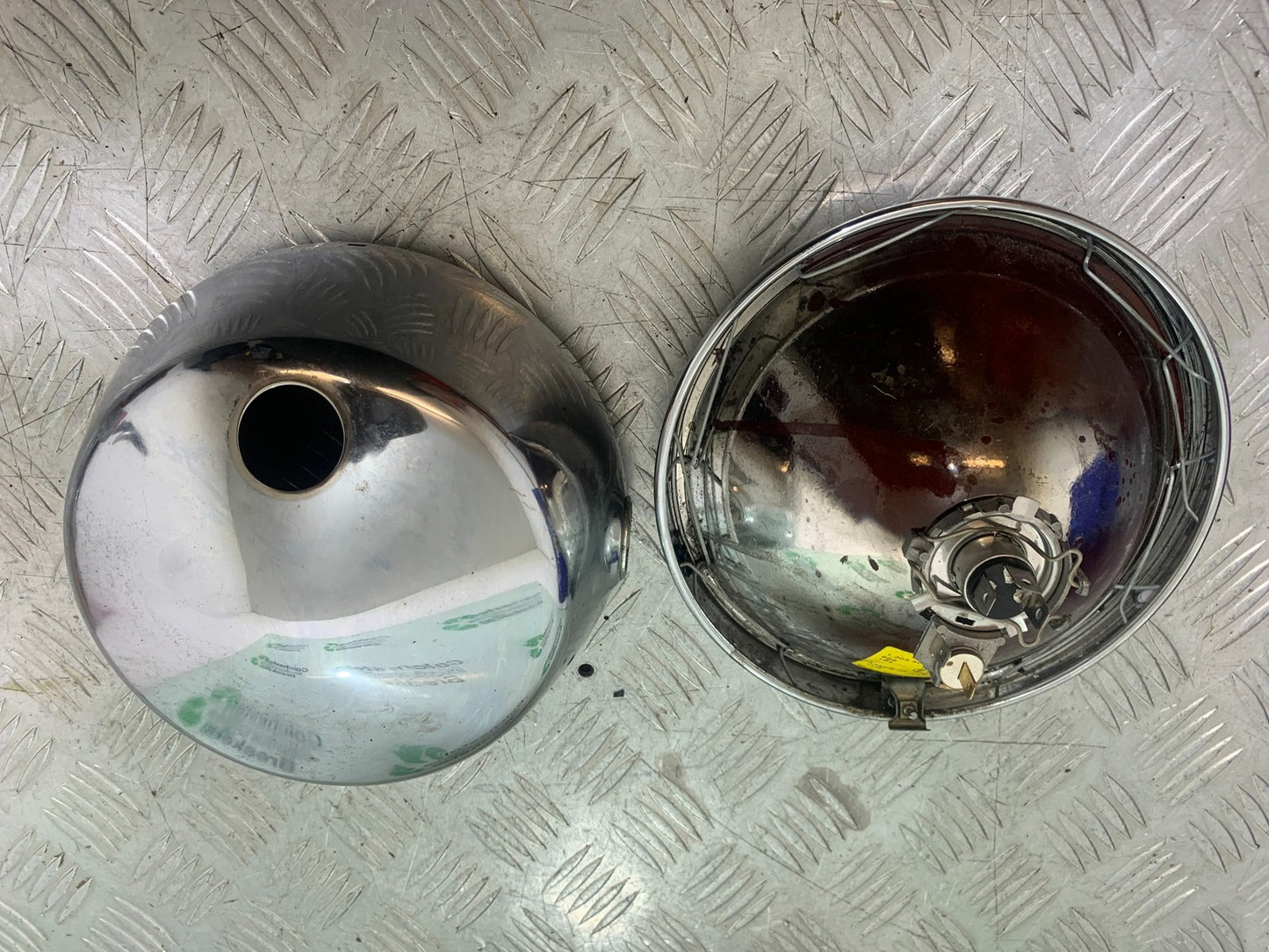 BMW R850 R R850R HEADLIGHT AND BACKING  YEAR 1994-2002 (CMB1170)