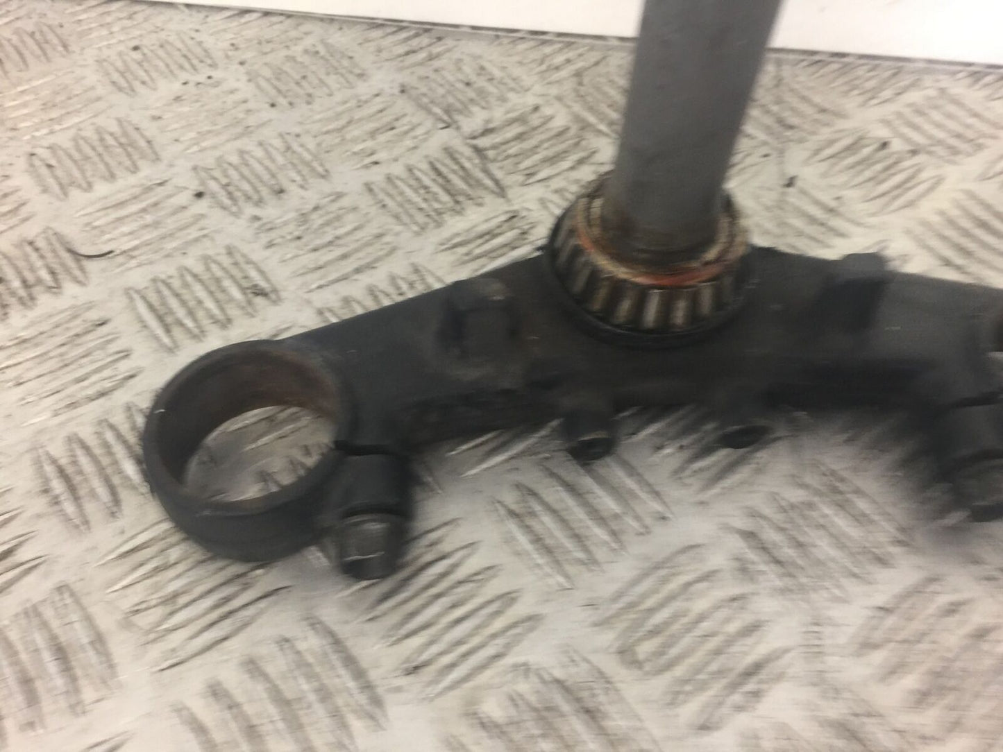 HONDA VFR800 VFR 800 BOTTOM YOKE  YEAR 1998-2001(PRE V-TEC) STOCK NO 288