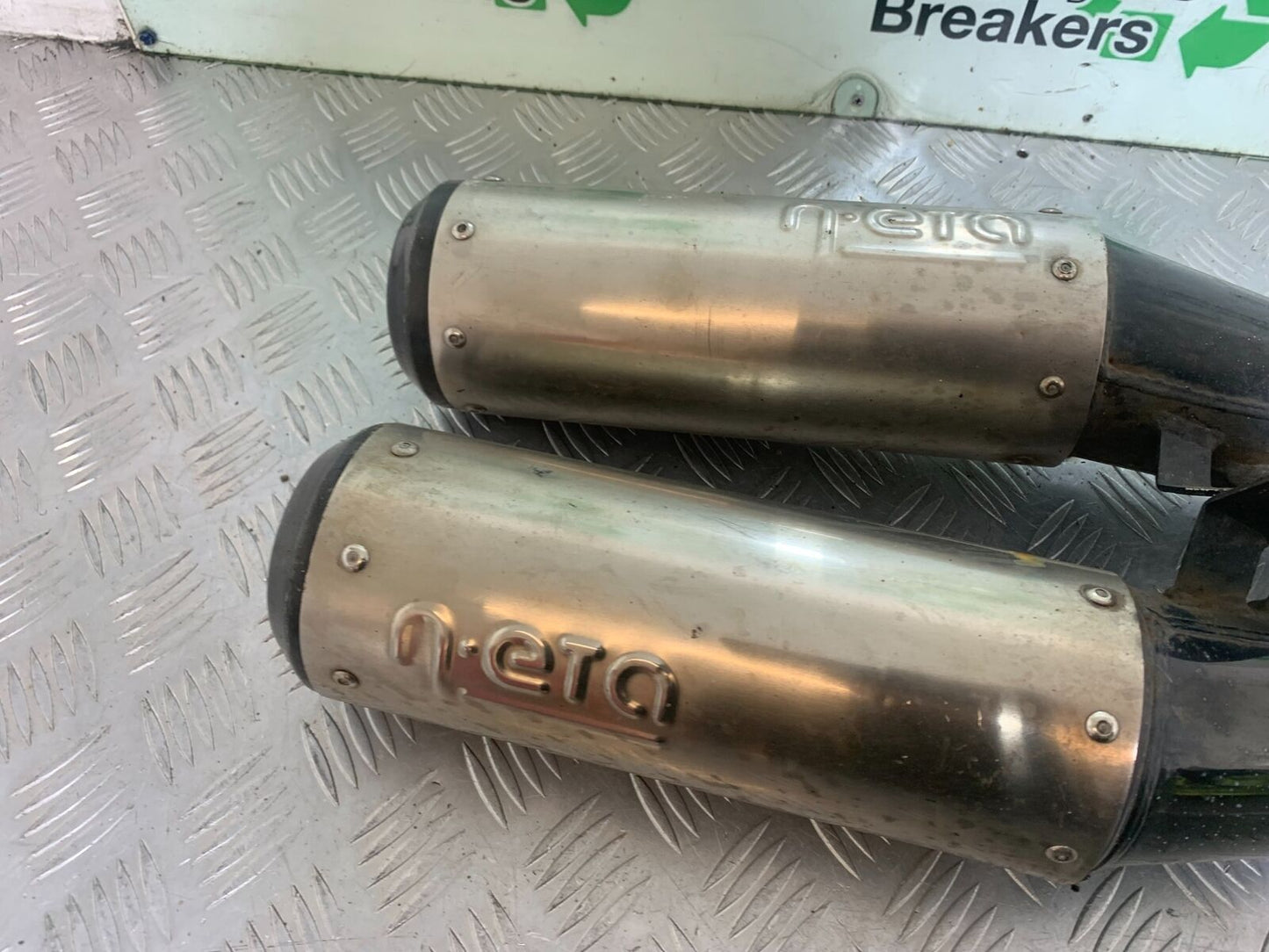 YAMAHA FJ1100 FJ 1100 MOTAD N-ETA SILENCERS YEAR 1984-1985 (CMB1101)