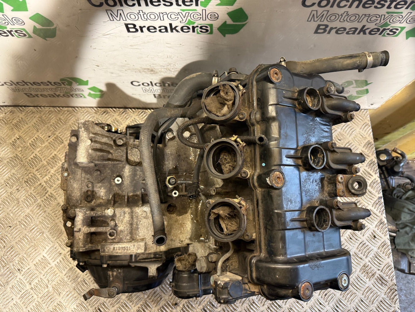 TRIUMPH 955i SPRINT ST ENGINE YEAR 1999-04 (CMB1230)