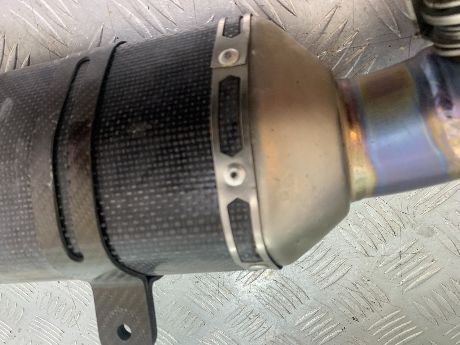 KAWASAKI ZX10R ZX10 R AKRAPOVIC CARBON SILENCER  2008-2010 (CMB1206)