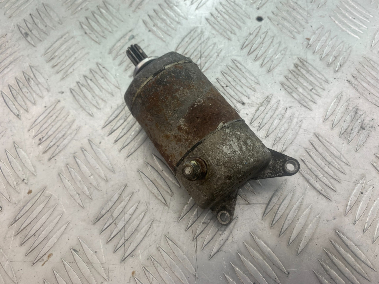 YAMAHA XV535 XV 535 VIRAGO STARTER MOTOR  YEAR 1994-02 (CMB1139)