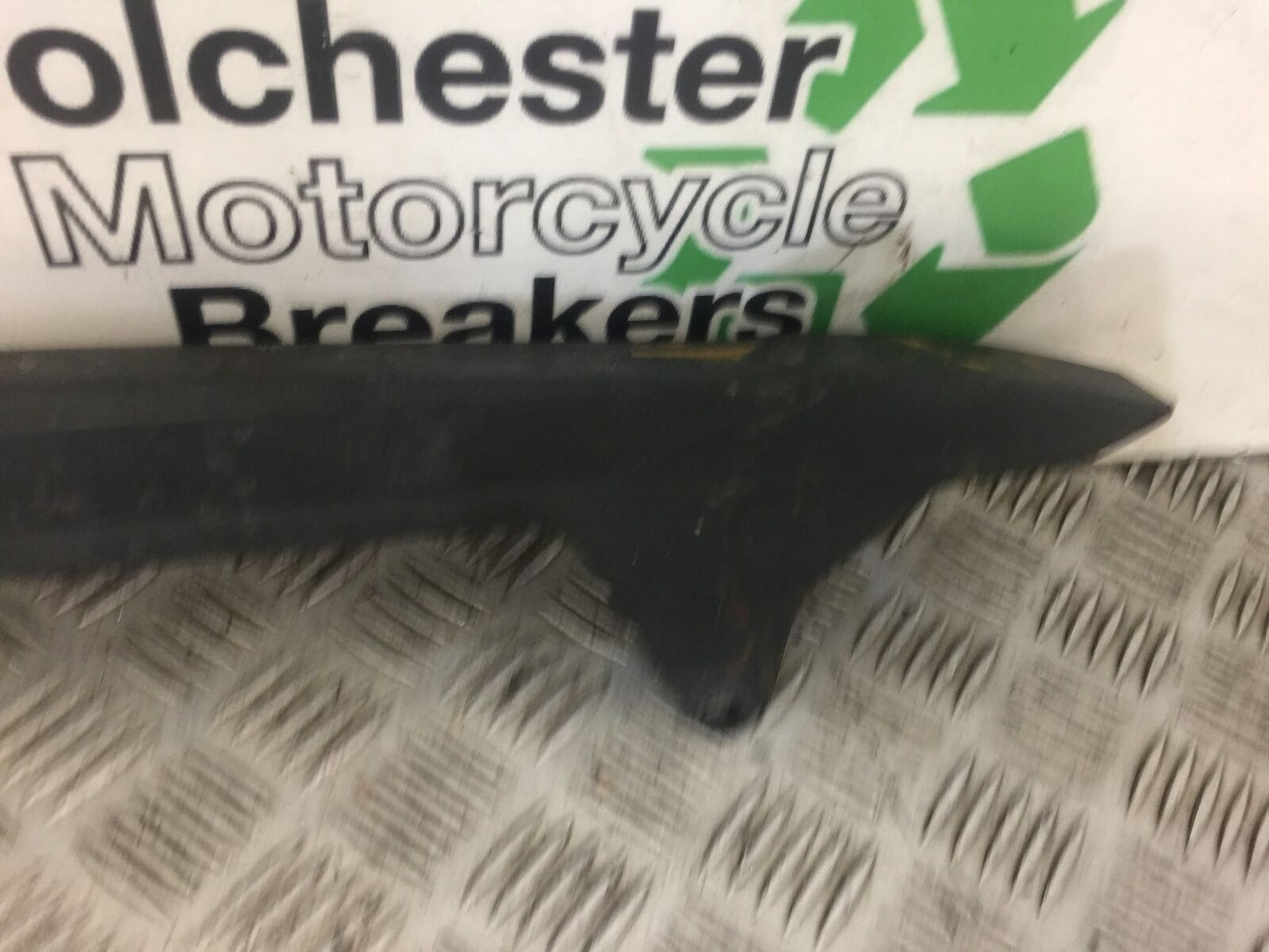HONDA CBF125 CBF 125 CHAIN GUARD  YEAR 2011 (STOCK 350)
