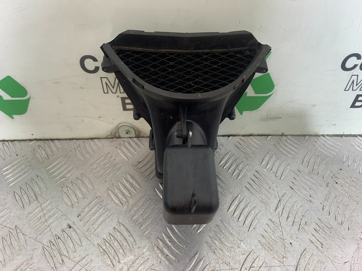 KAWASAKI ZX10R ZX10 R AIR DUCT   2008-2010 (CMB1206)