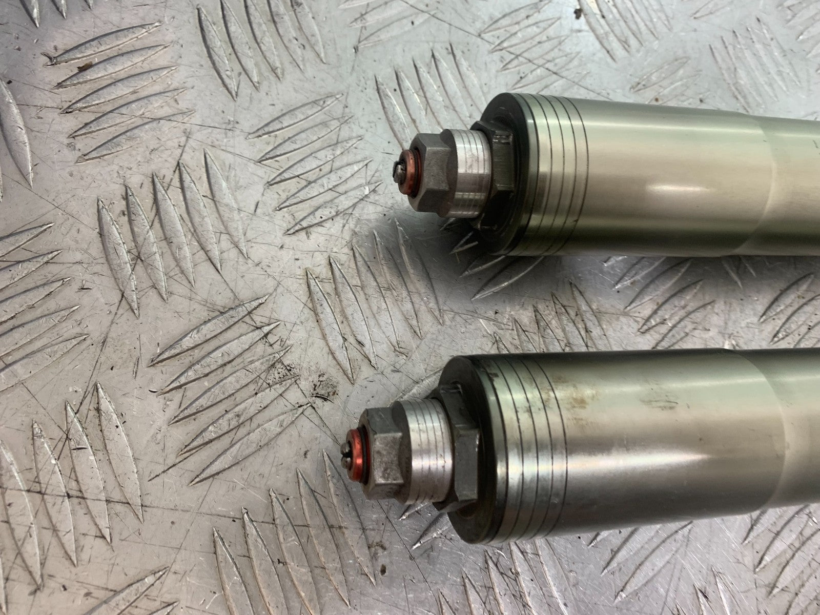 DUCATI 848 FORKS  YEAR 2008-2010 (CMB1323)